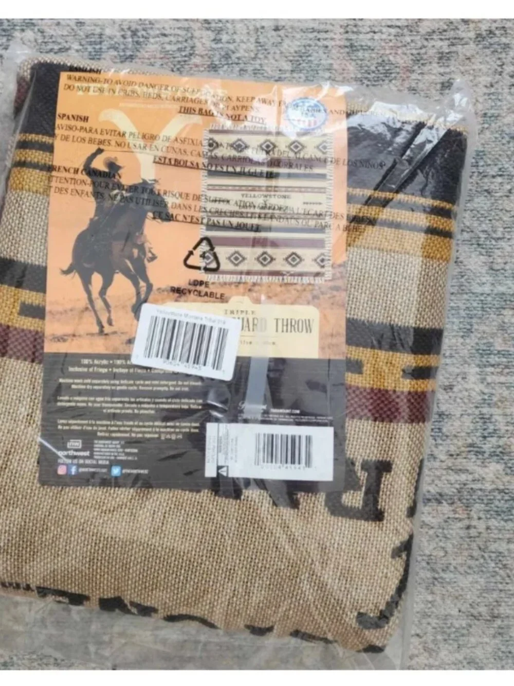Northwest Yellowstone Woven Jacquard Throw Blanket, Montana Tribal